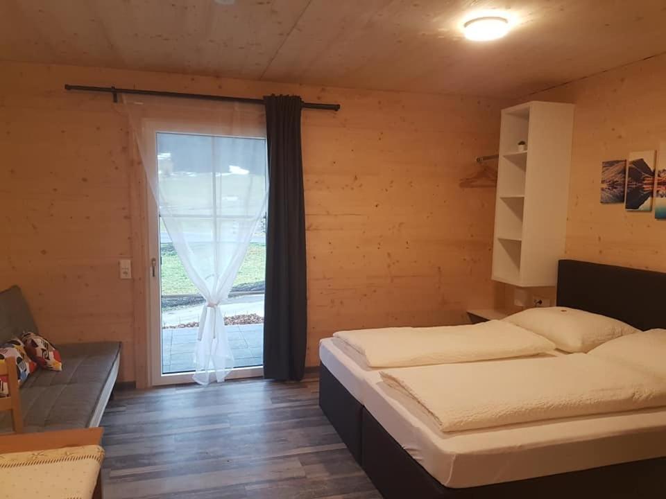 Gaestehaus Am Hahnenkamm Reuthe Buitenkant foto