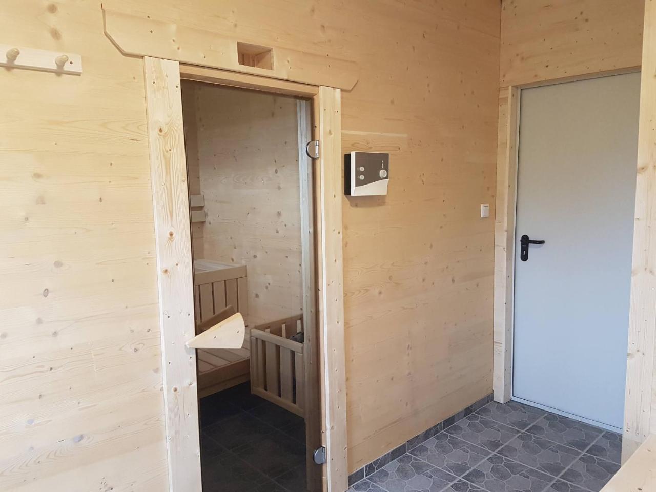 Gaestehaus Am Hahnenkamm Reuthe Buitenkant foto